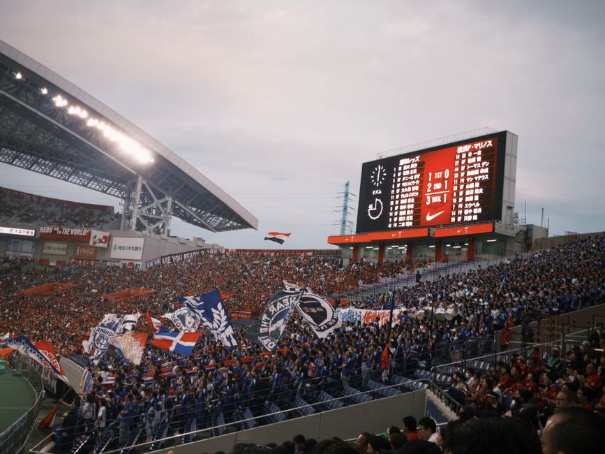 Stay Updated with Live Scores: Your Ultimate Guide