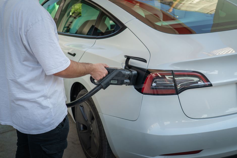 Guía Completa para la Instalación de un Punto de Recarga Eléctrico