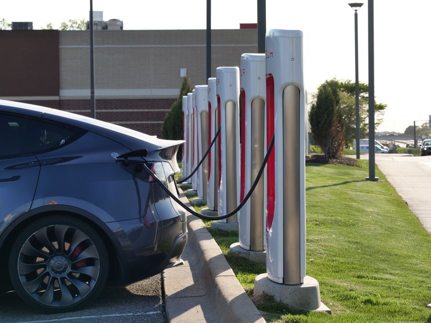 Guía Completa para la Instalación de Puntos de Recarga Eléctrica