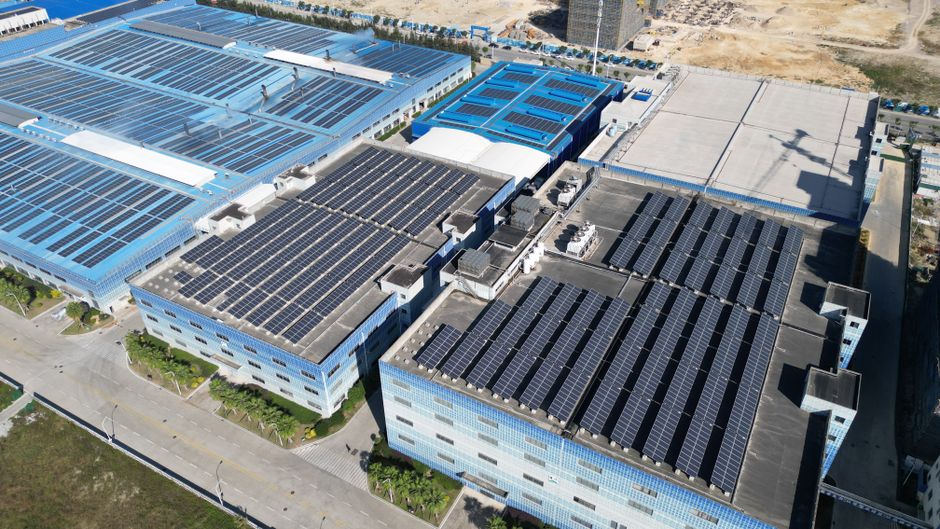 La Revolución de los Paneles Solares Industriales