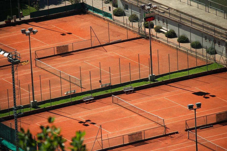 Descubre las Mejores Opciones para el Alquiler de Pistas de Tenis