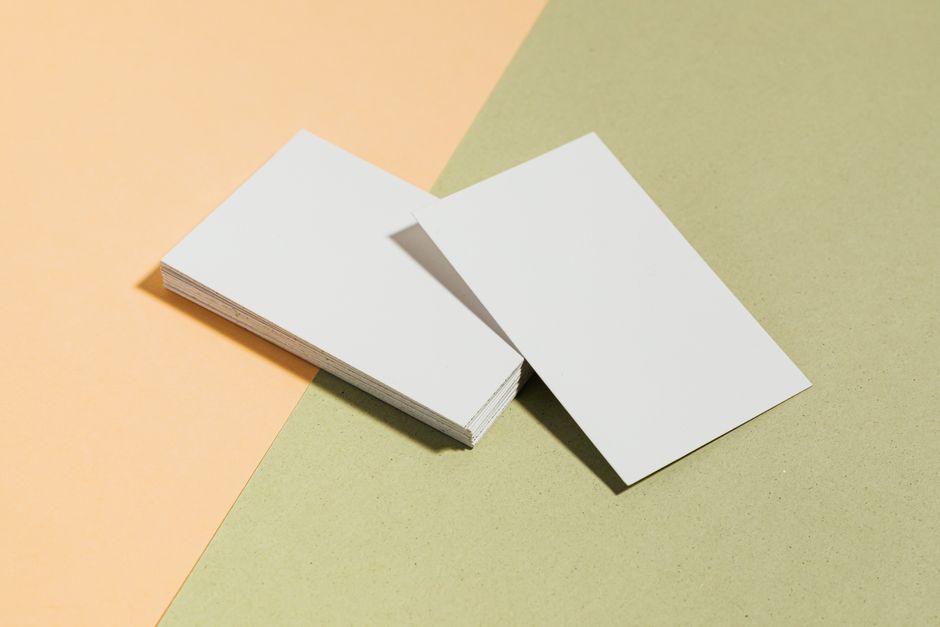 La Importancia de las Tarjetas de Visita en el Mundo Empresarial